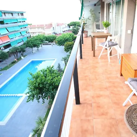 아파트 Llavaneras Beach Front *