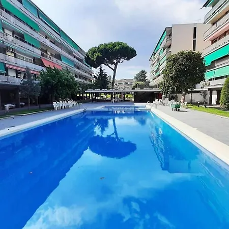 아파트 Llavaneras Beach Front