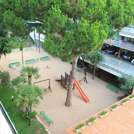 Llavaneras Beach Front 산 안드레스 데 예바네라스