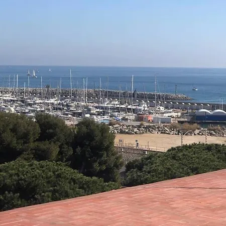 Llavaneras Beach Front 산 안드레스 데 예바네라스