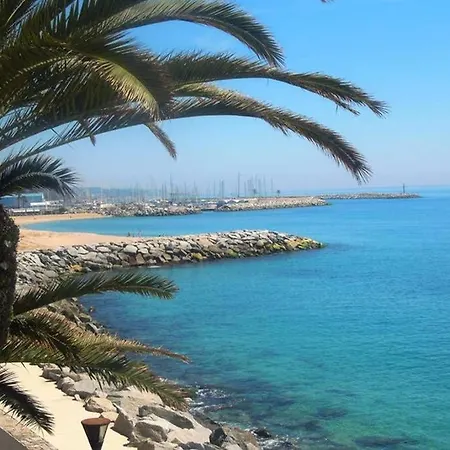 Llavaneras Beach Front