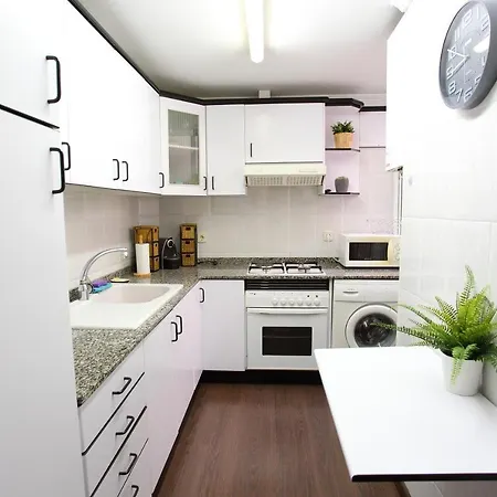 Llavaneras Beach Front 아파트 산 안드레스 데 예바네라스